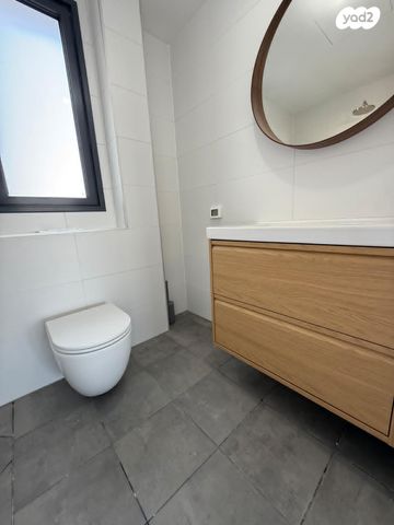 דירה, ההזנק, ראשון לציון