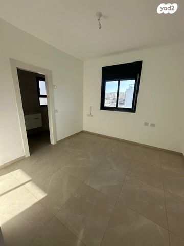 דירה, לשם 41, שאר העיר, אריאל