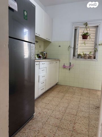 דירה, חולון