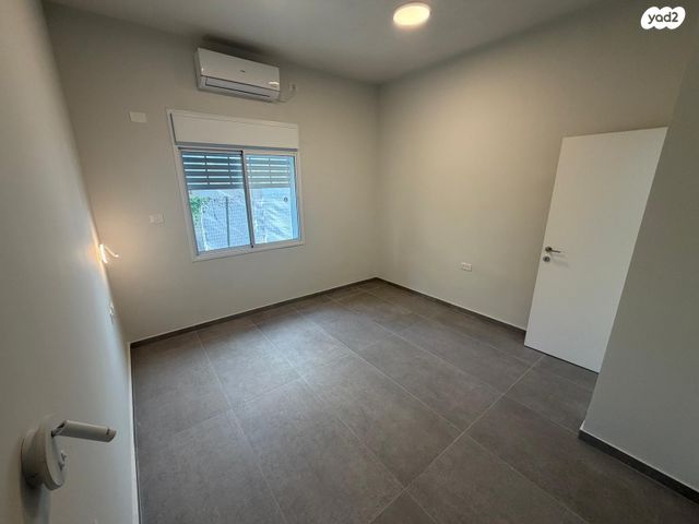 דירת גן, ברוריה, נחלת יצחק, תל אביב יפו