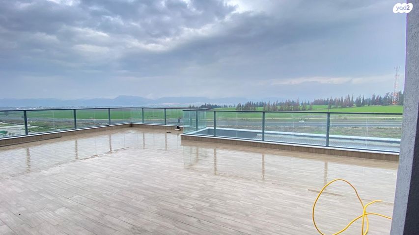 גג/ פנטהאוז