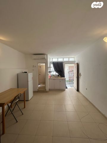 דירה, כנפי נשרים, כרם התימנים, תל אביב יפו