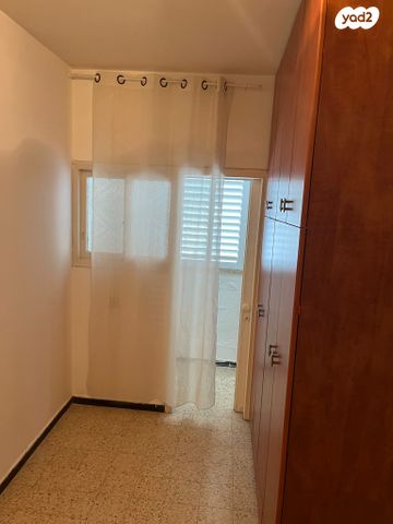 דירה, ז'בוטינסקי, עצמאות יוספטל, בת ים