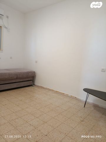 דירה, הפועל, בת ים