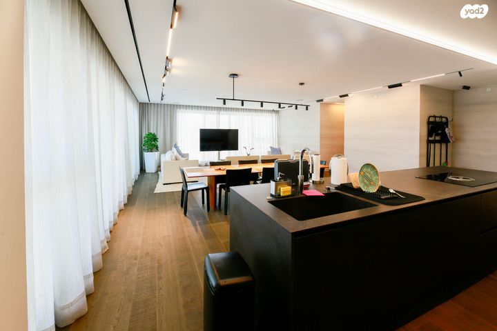 דירה, ניסים אלוני 5, צמרות איילון, פארק צמרת, תל אביב יפו