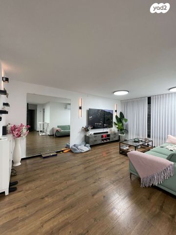 דירה, זבולון 47, מרכז העיר, קרית אתא