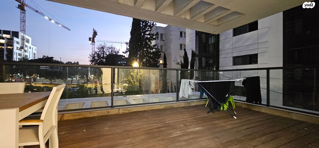 דירה, שדרות ביאליק, רמת השרון