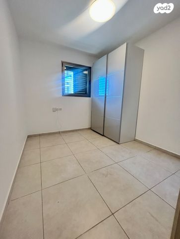 דירה, הנביאים, דרום מערב ותיק, בת ים