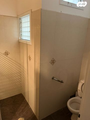 דירה, ז'בוטינסקי, עצמאות יוספטל, בת ים