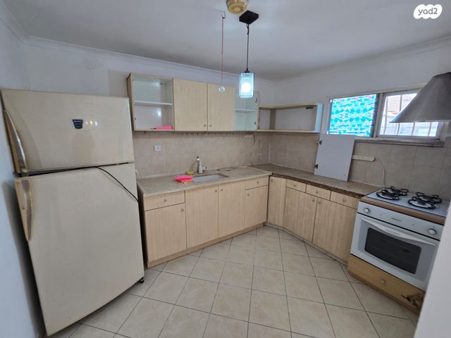 דו משפחתי, צאלים, גבים, ערד