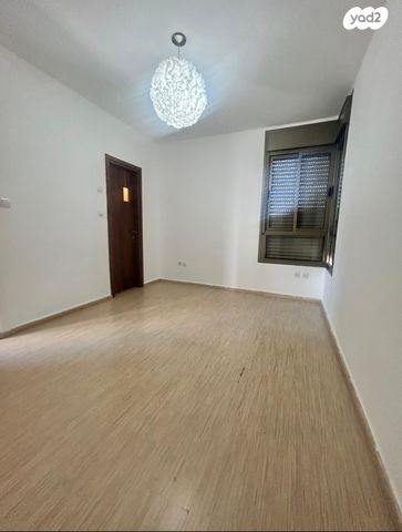 דירה, הנביאים, דרום מערב ותיק, בת ים