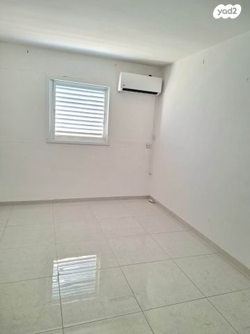 דירה, דרך משה דיין, התקוה, בית יעקב, נווה צה"ל, תל אביב יפו