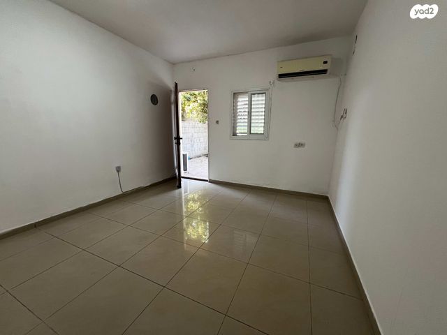 דירת גן, נתיב העלייה, מוצקין הותיקה, קרית מוצקין