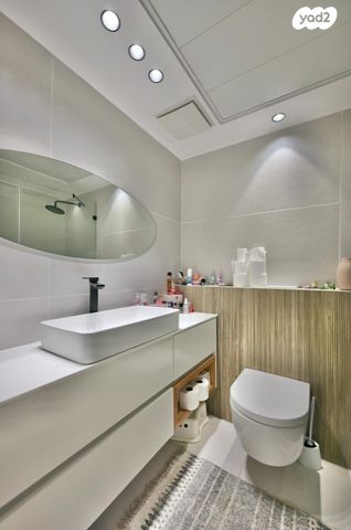 דירה, השדות, נווה גן, רמת השרון