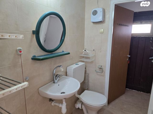 דו משפחתי, צאלים, גבים, ערד