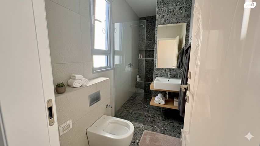 גג/ פנטהאוז, המעגל, פועלי הרכבת, גבעתיים