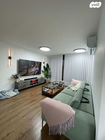 דירה, זבולון 47, מרכז העיר, קרית אתא