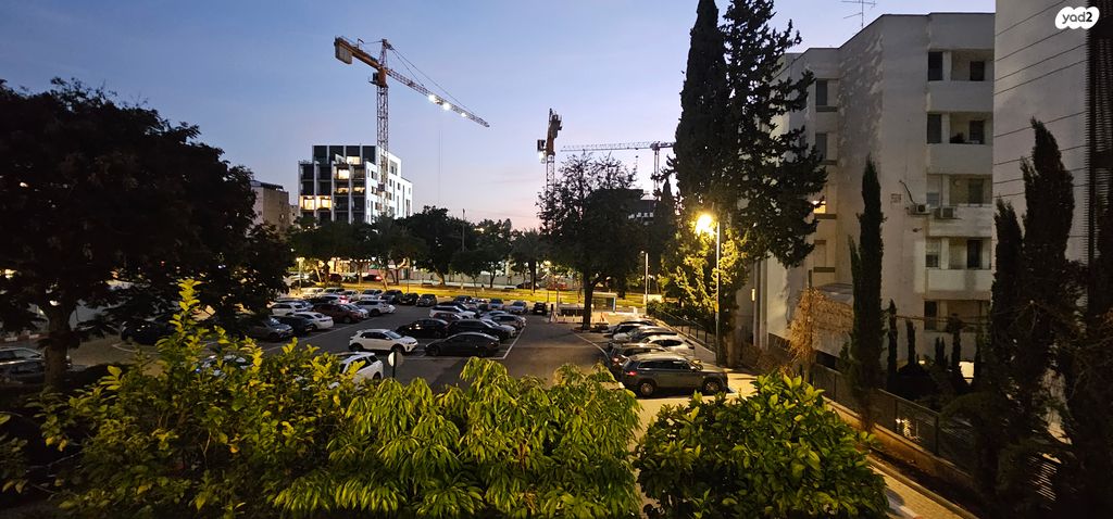 דירה, שדרות ביאליק, רמת השרון