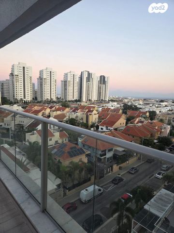 גג/ פנטהאוז, ביכורי ענבים 25, ברנע, אשקלון