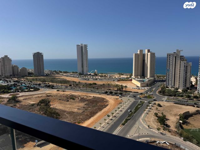 אמנון ליפקין שחק 