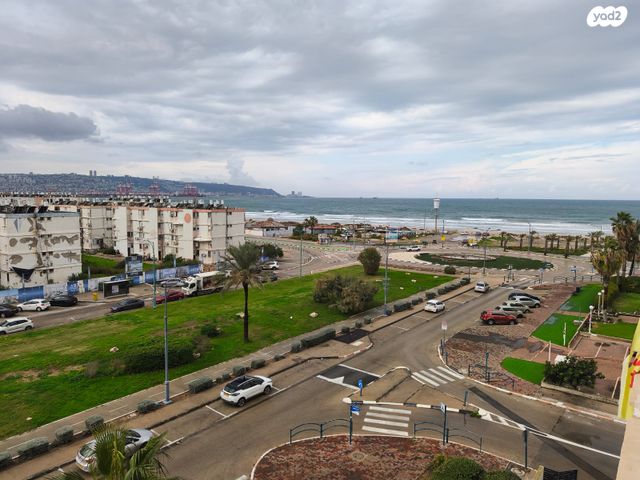 דירה, שדרות רוברט סולד, קרית ים  א', קרית ים