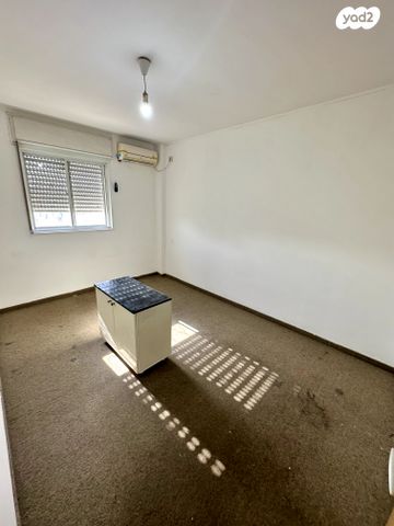 דירה, אקסודוס 18, ההעפלה, קרית גת