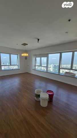 דירה, דרך זאב ז'בוטינסקי, בורסה, רמת גן