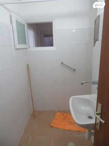 דירה, שבטי ישראל 23, בני ישראל, קרית גת