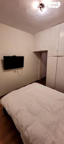 דירה, י"א באדר 6, מרכז, קרית עבודה, חולון