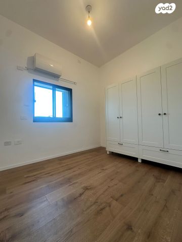 גג/ פנטהאוז, ליאונרדו דה וינצ'י, תל אביב יפו