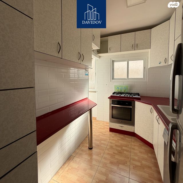 דירה, מנדלי מוכר ספרים, לב העיר, בת ים