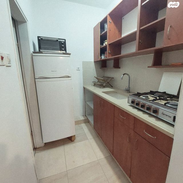 יחידת דיור, שמעון אשד, שעריים, רחובות