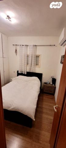 דירה, י"א באדר 6, מרכז, קרית עבודה, חולון