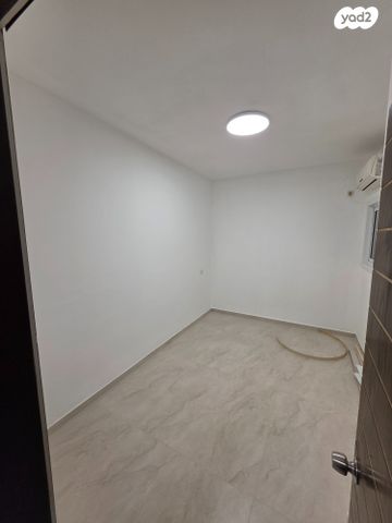 דירה, האחים זייגר 10, אברמוביץ', ראשון לציון