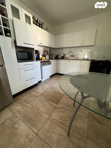 דירה, שלמה המלך 17, צפון מערב מרכז העיר, נתניה