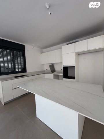 פארק העסקים האלף