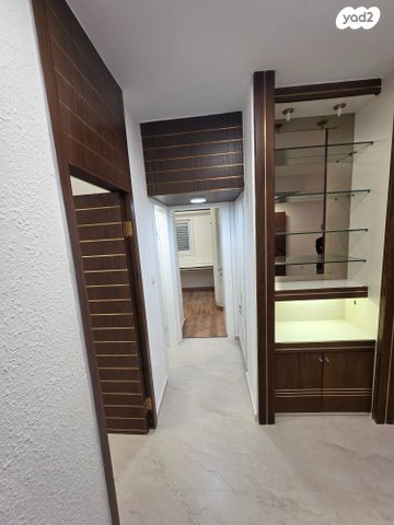 דירה, האחים זייגר 10, אברמוביץ', ראשון לציון