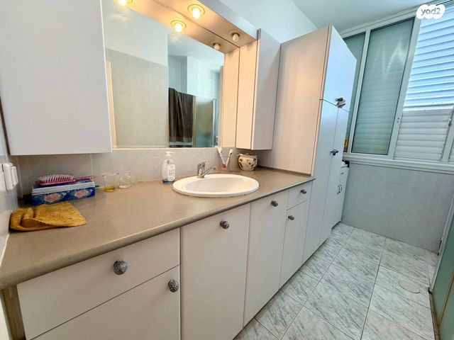 גג/ פנטהאוז, שינקין, גבעתיים