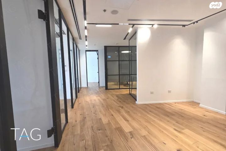 משרדים, תובל 40, בורסה, רמת גן