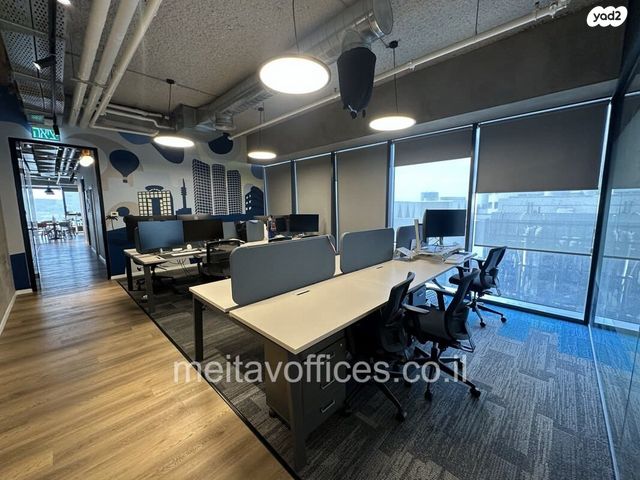 משרדים, הארבעה 28, גני שרונה, קרית הממשלה, תל אביב יפו