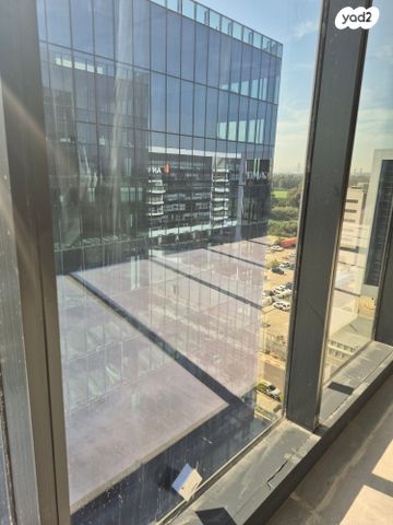 משרדים, הוד השרון