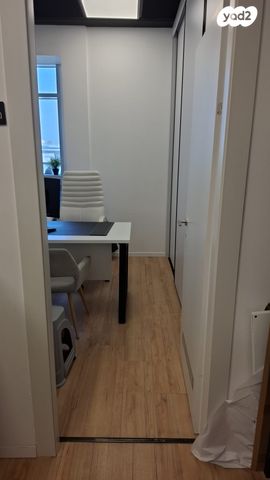 משרדים, ילדי טהרן, מב"ת מערב, אזור תעשייה חדש, ראשון לציון