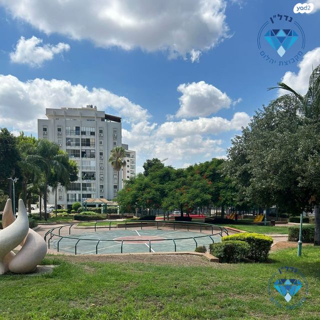 חנויות/ שטח מסחרי, נס ציונה