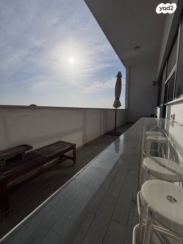 משרדים, עפולה