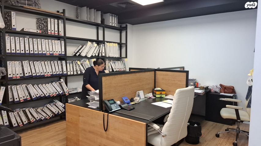 משרדים, ילדי טהרן, מב"ת מערב, אזור תעשייה חדש, ראשון לציון