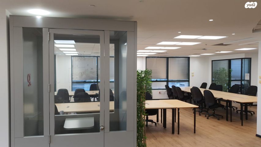 משרדים, היצירה, בורסה, רמת גן