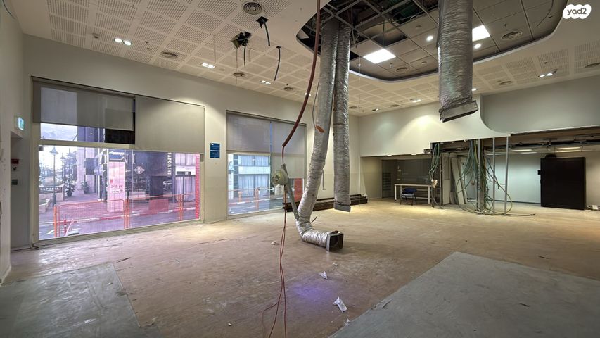 אולמות, נתניה