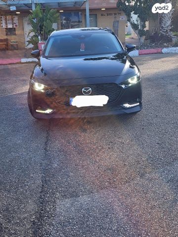 מאזדה 3