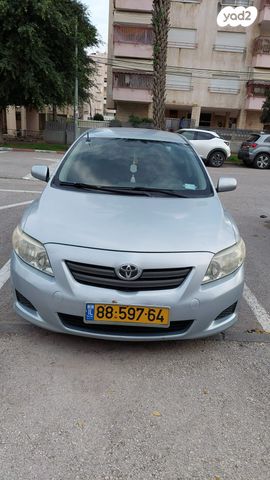 טויוטה קורולה