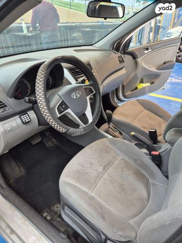 יונדאי אקסנט i25